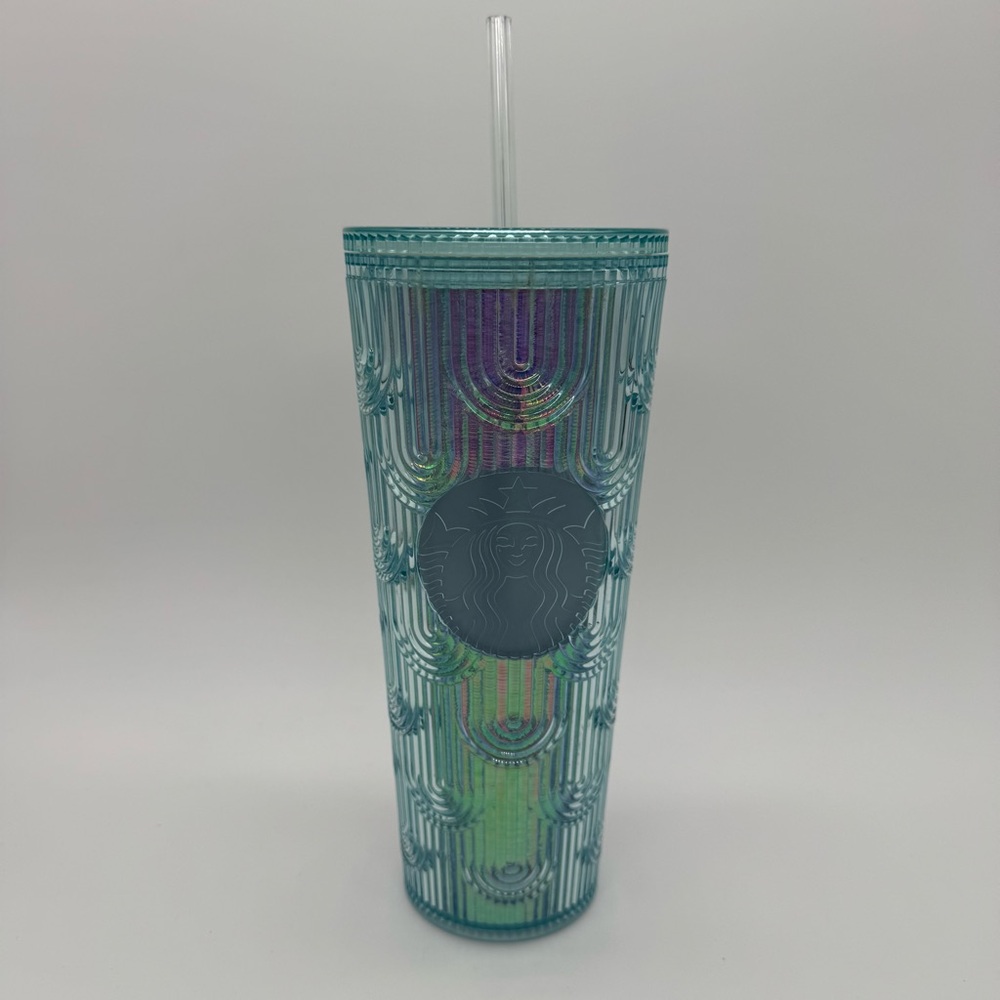 Starbucks Iridescent Mermaid Scale Tumbler